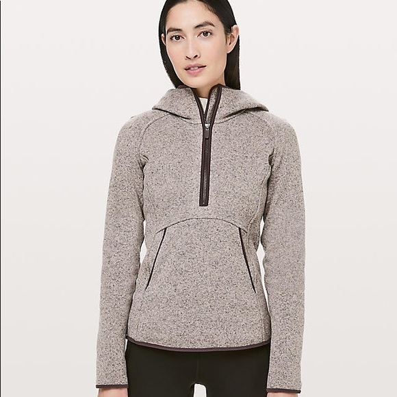 lululemon athletica Tops - NWT Lululemon fleece & thank you pullover size 4